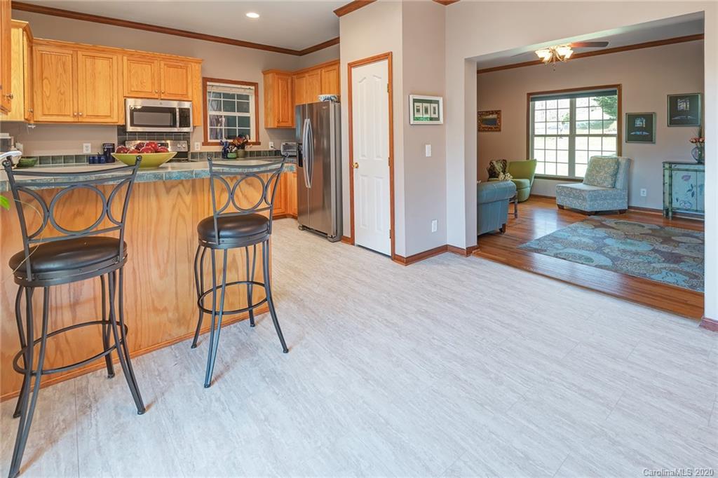 105 Farm Valley Court Weaverville NC 28787