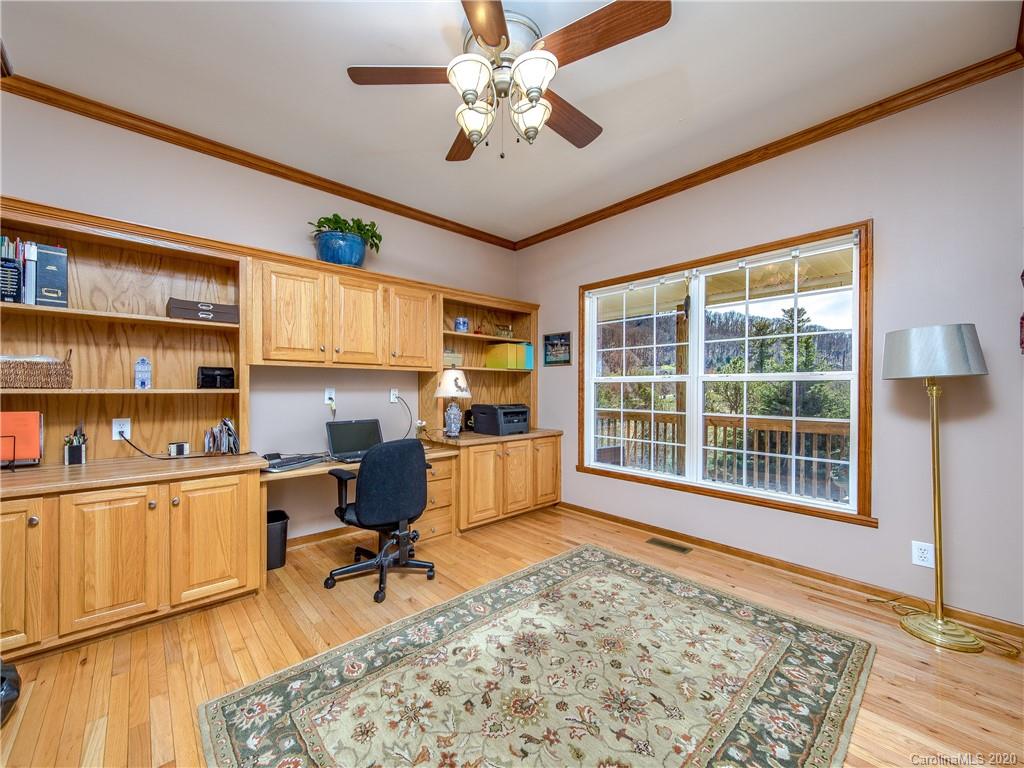 105 Farm Valley Court Weaverville NC 28787