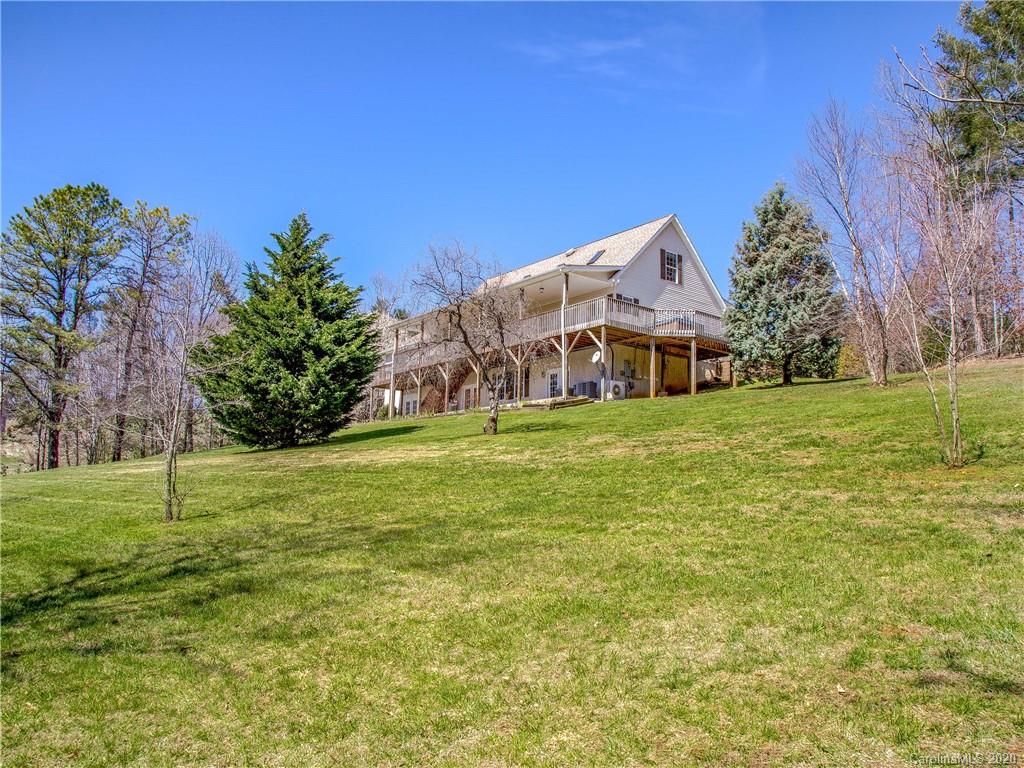 105 Farm Valley Court Weaverville NC 28787