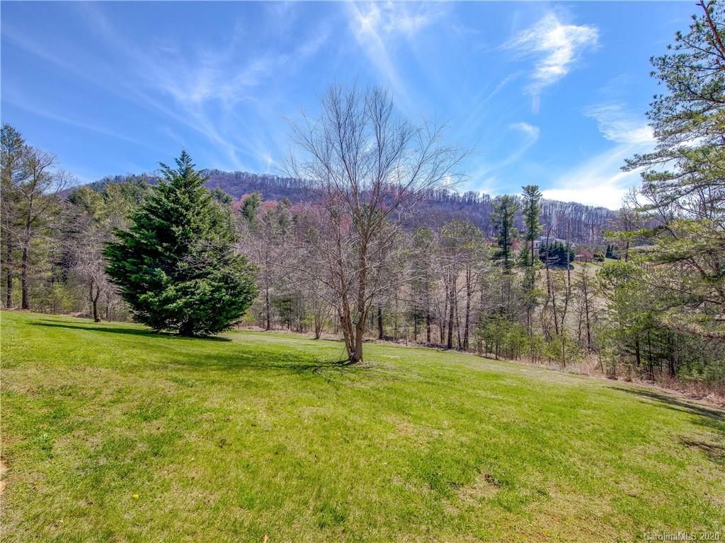 105 Farm Valley Court Weaverville NC 28787