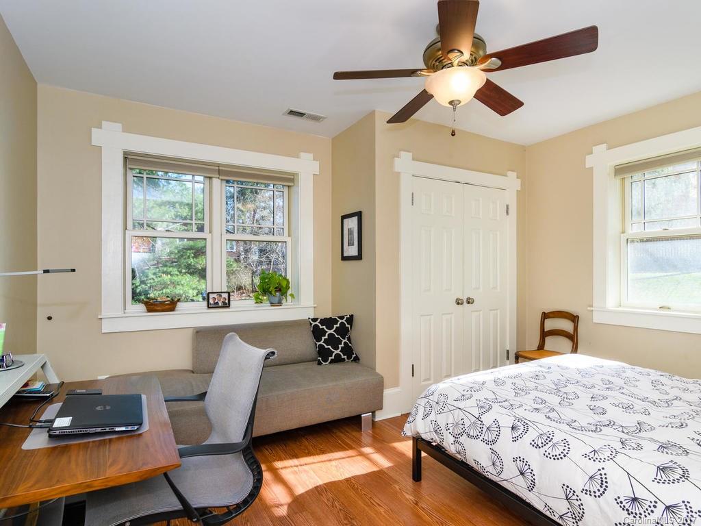 21 Austin Avenue Asheville NC 28801