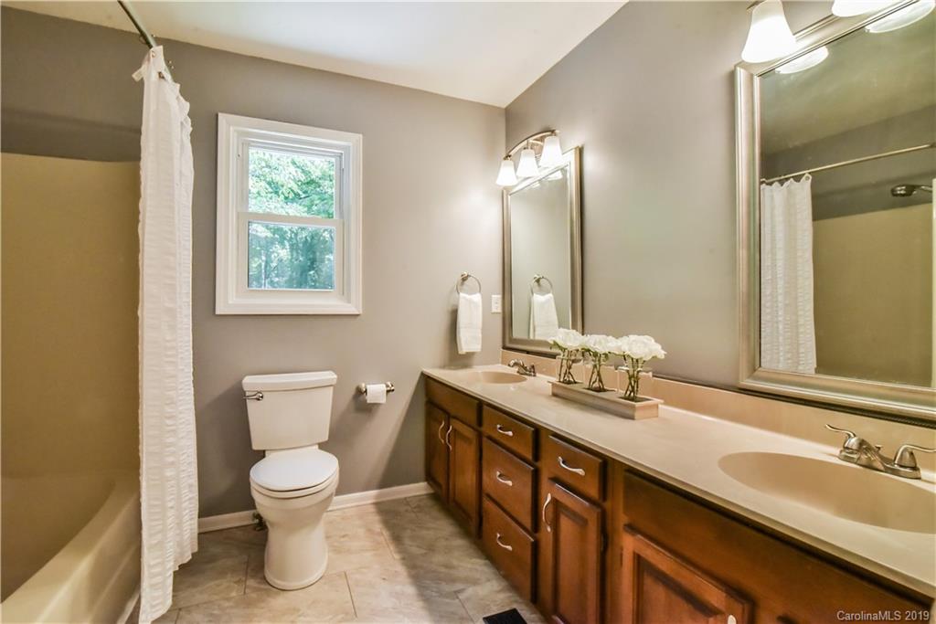 348 Dogwood Road Candler NC 28715