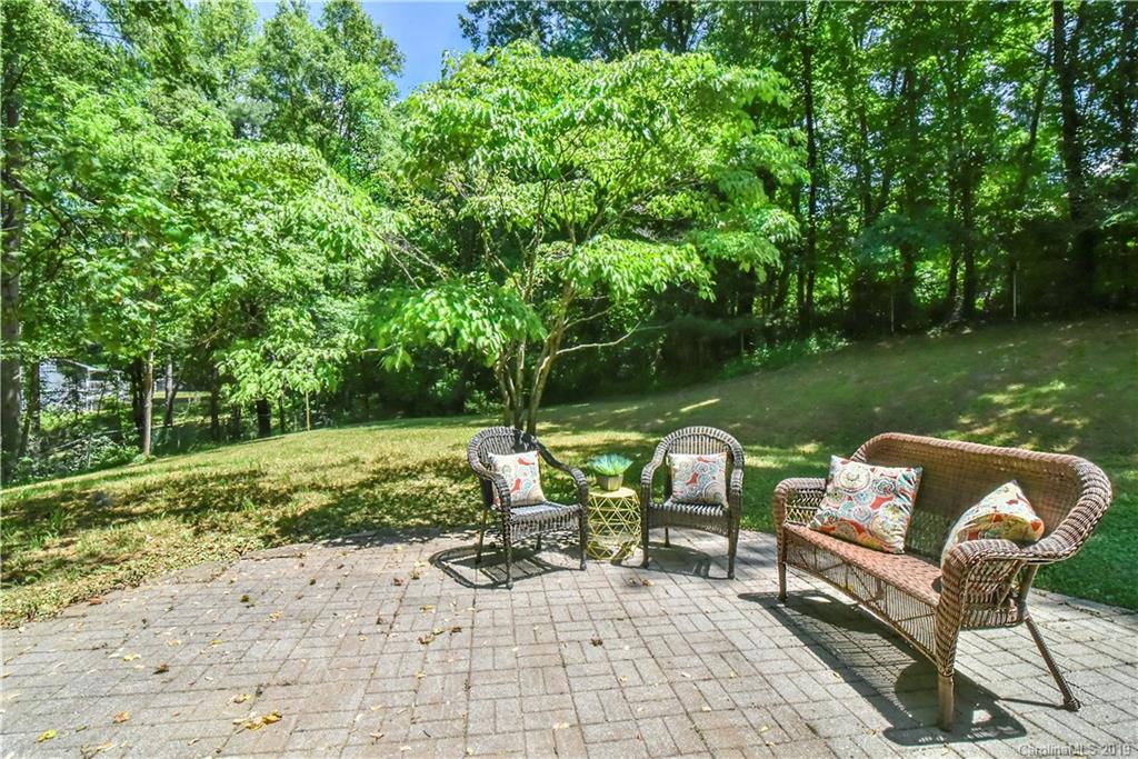 348 Dogwood Road Candler NC 28715
