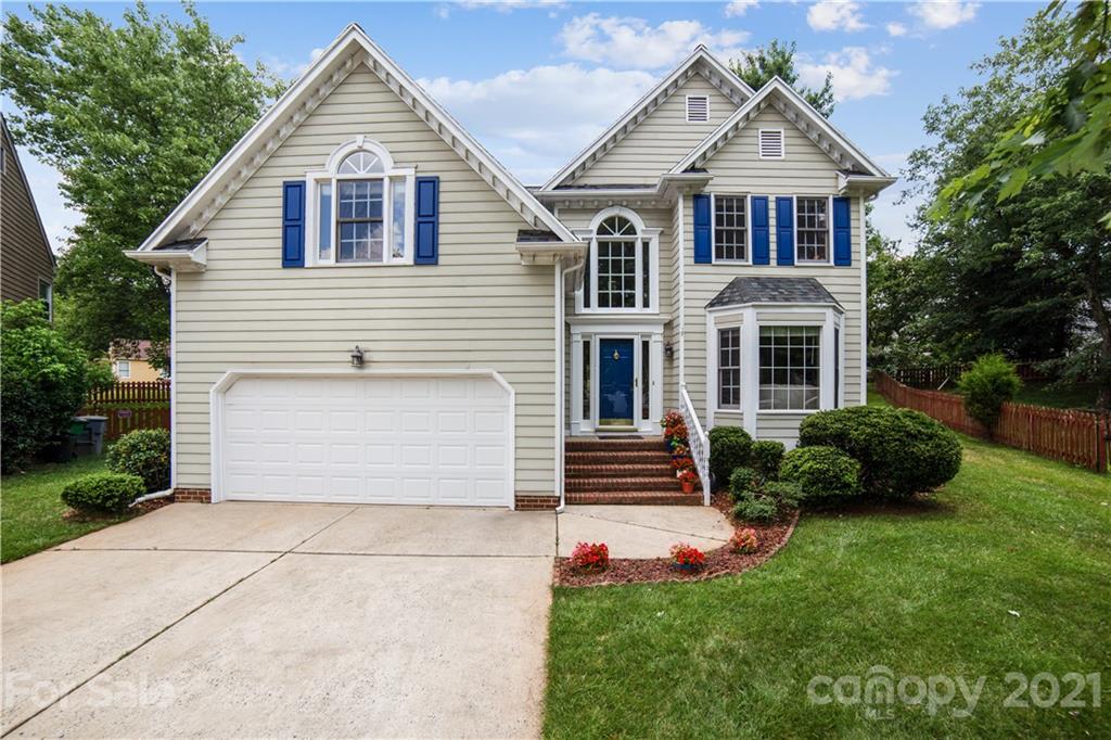 9503 Saddle Run Trail Charlotte NC 28269