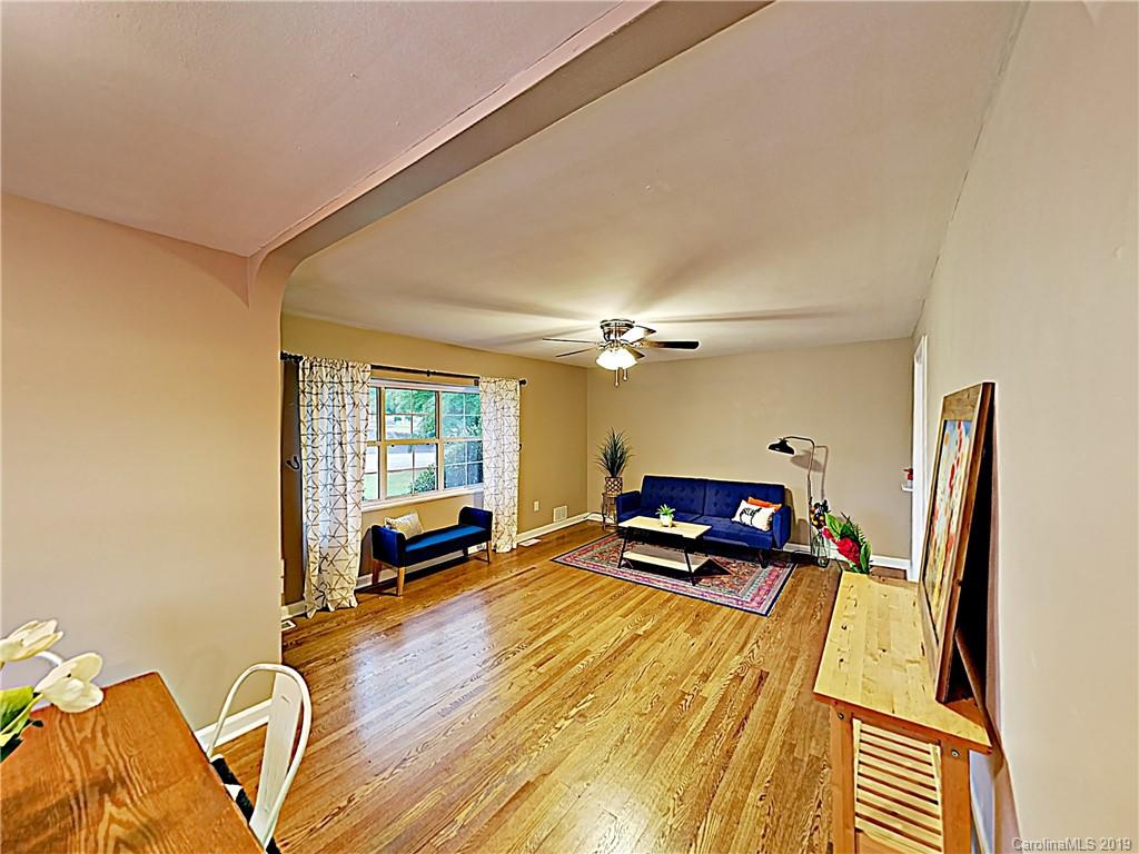 11 Tarheel Lane Brevard NC 28712