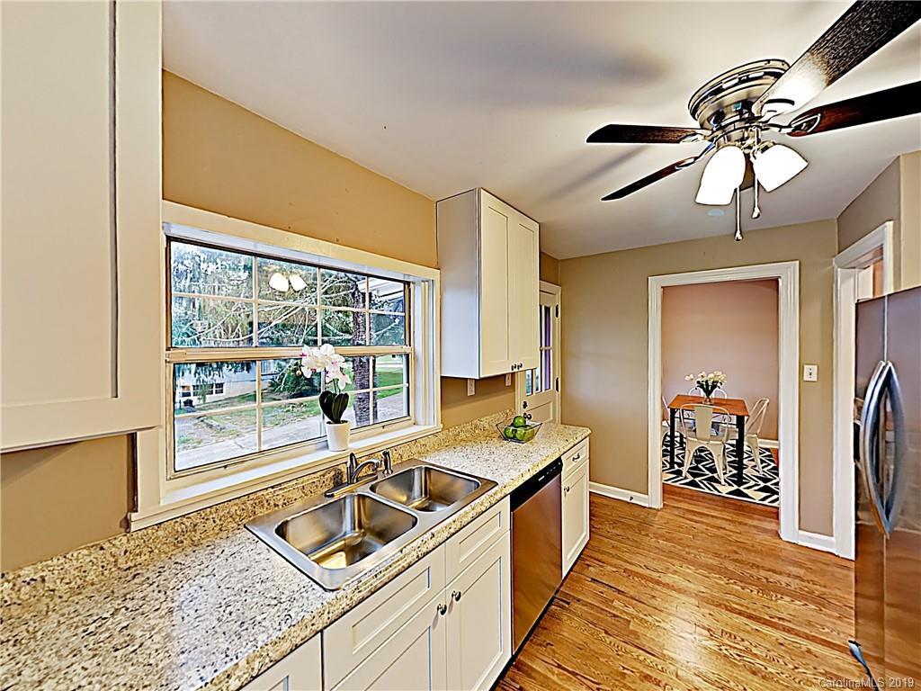 11 Tarheel Lane Brevard NC 28712