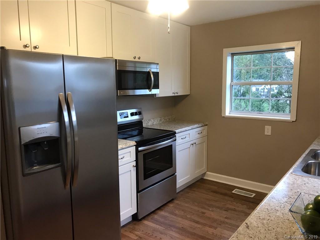11 Tarheel Lane Brevard NC 28712