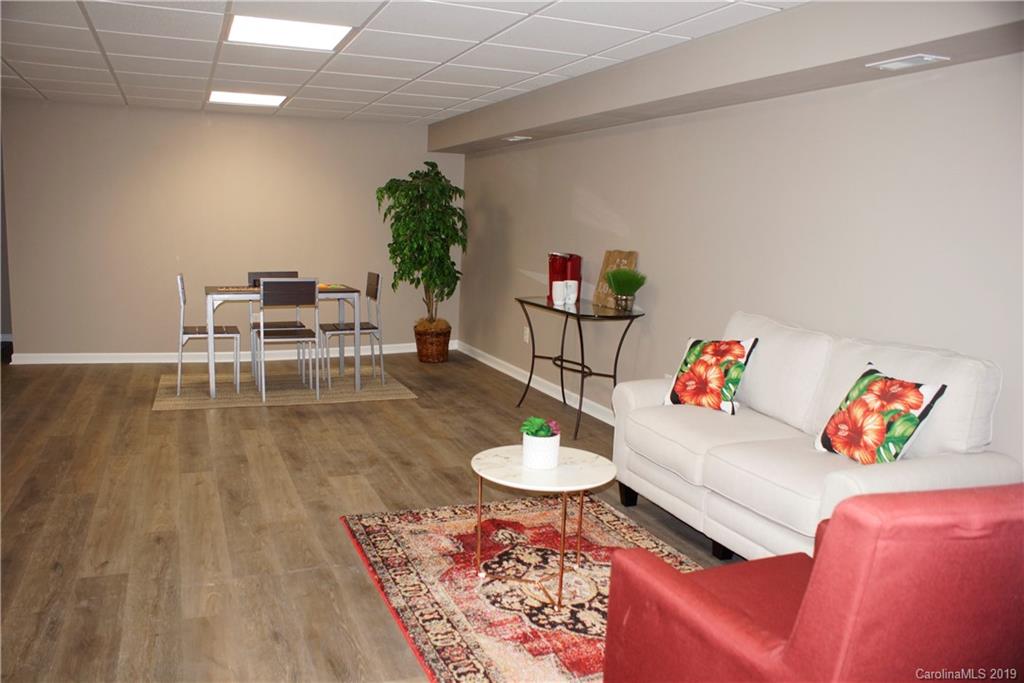 11 Tarheel Lane Brevard NC 28712