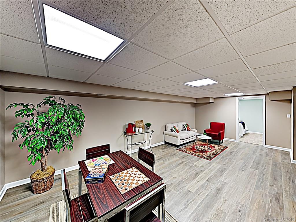 11 Tarheel Lane Brevard NC 28712