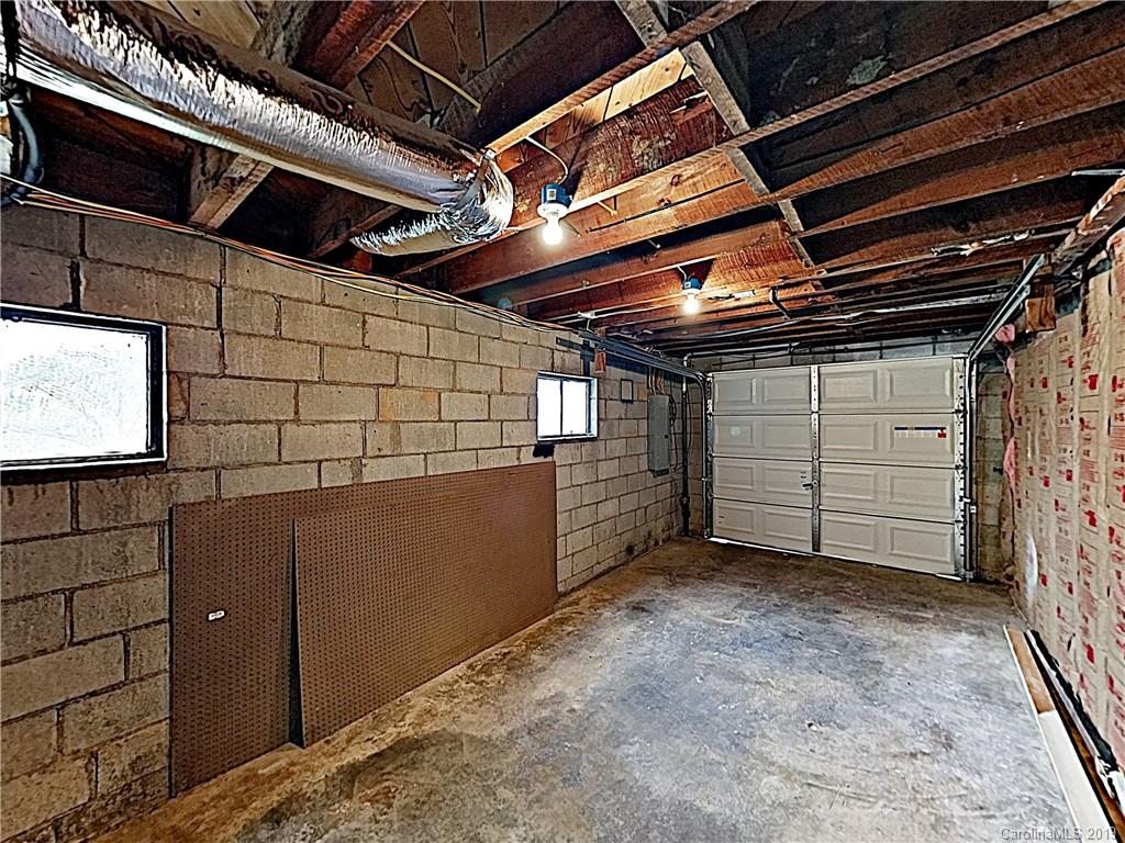 11 Tarheel Lane Brevard NC 28712