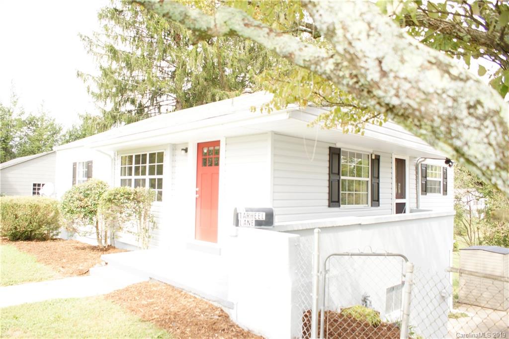 11 Tarheel Lane Brevard NC 28712