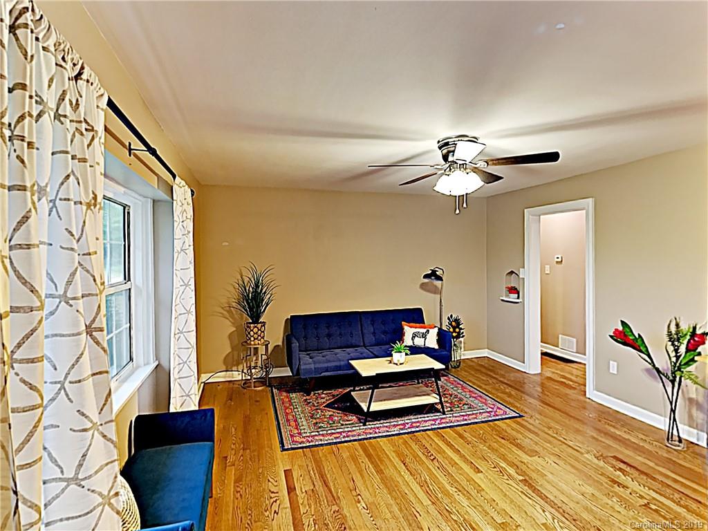 11 Tarheel Lane Brevard NC 28712