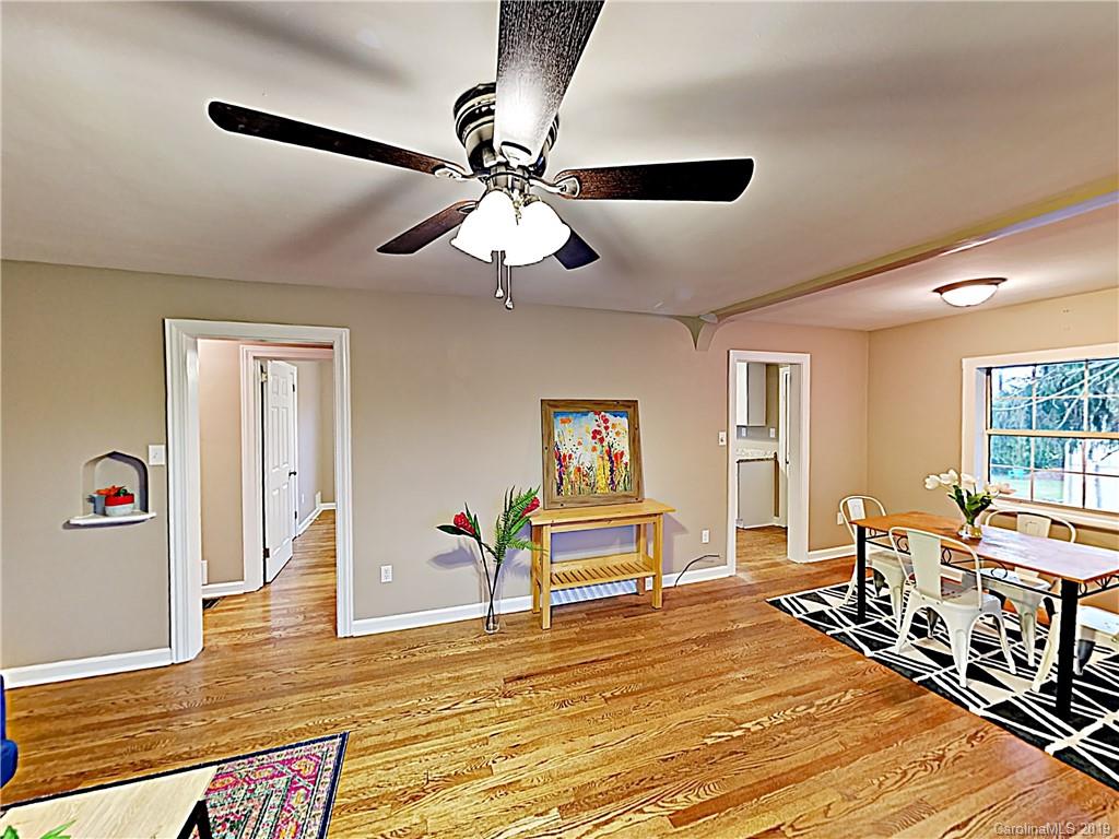 11 Tarheel Lane Brevard NC 28712