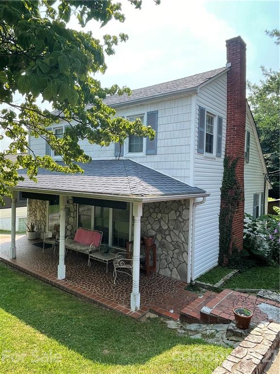 590 E Oak Street Marion NC 28752