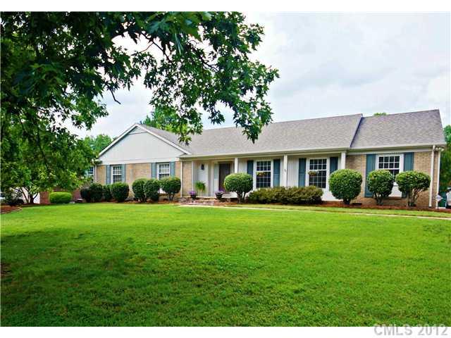 4137 Pepperidge Drive Charlotte NC 28226