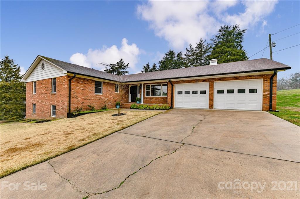 8730 Lazy Ridge Lane Concord NC 28025