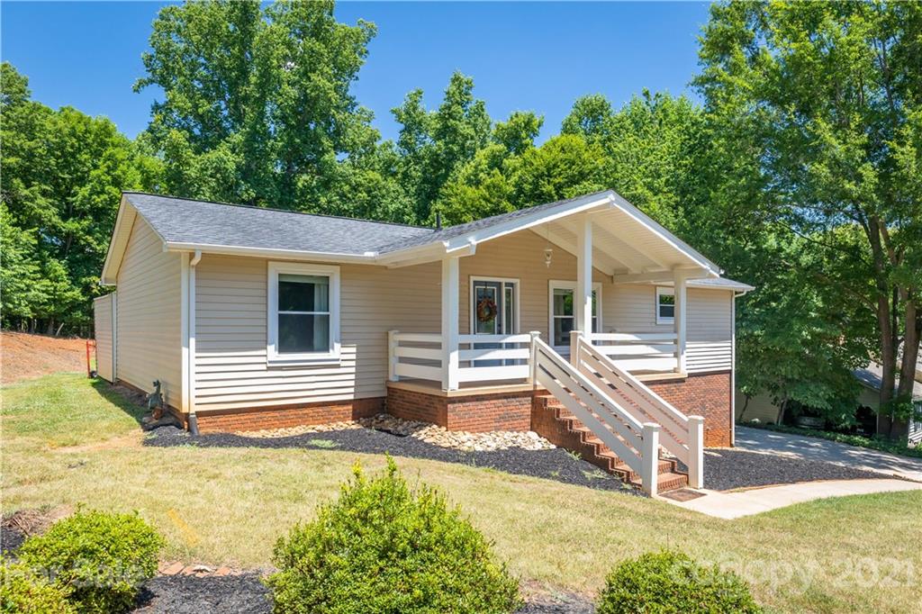 316 Inglewood Drive Morganton NC 28655
