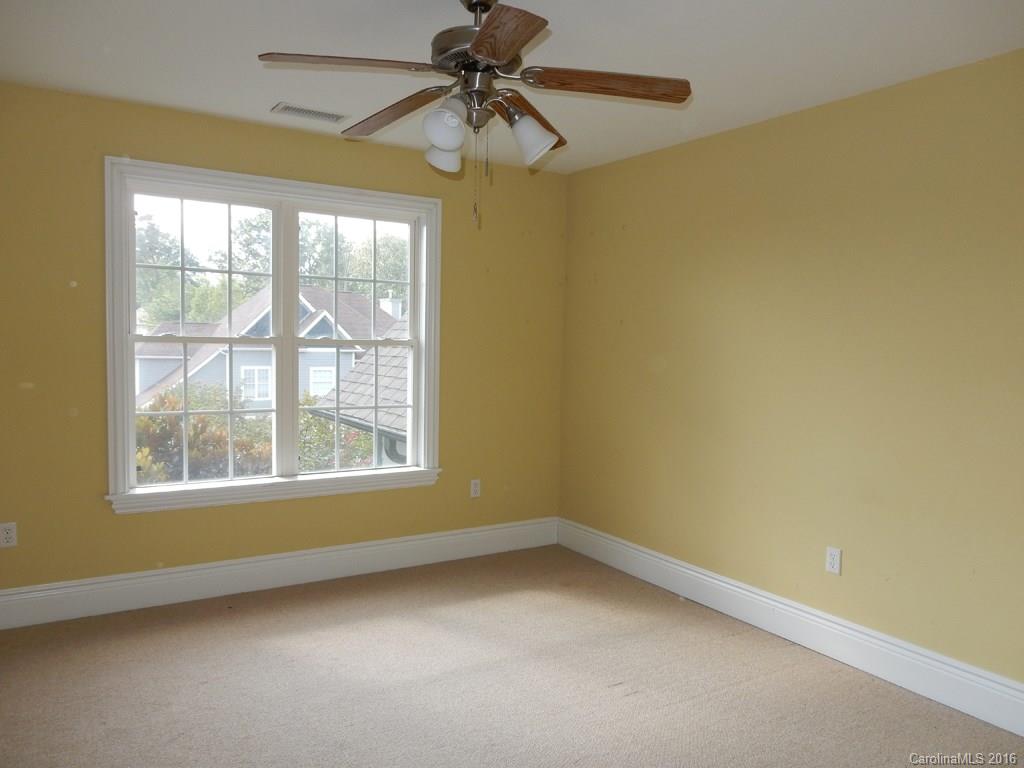 21 Rose Of Sharon Way Candler NC 28715