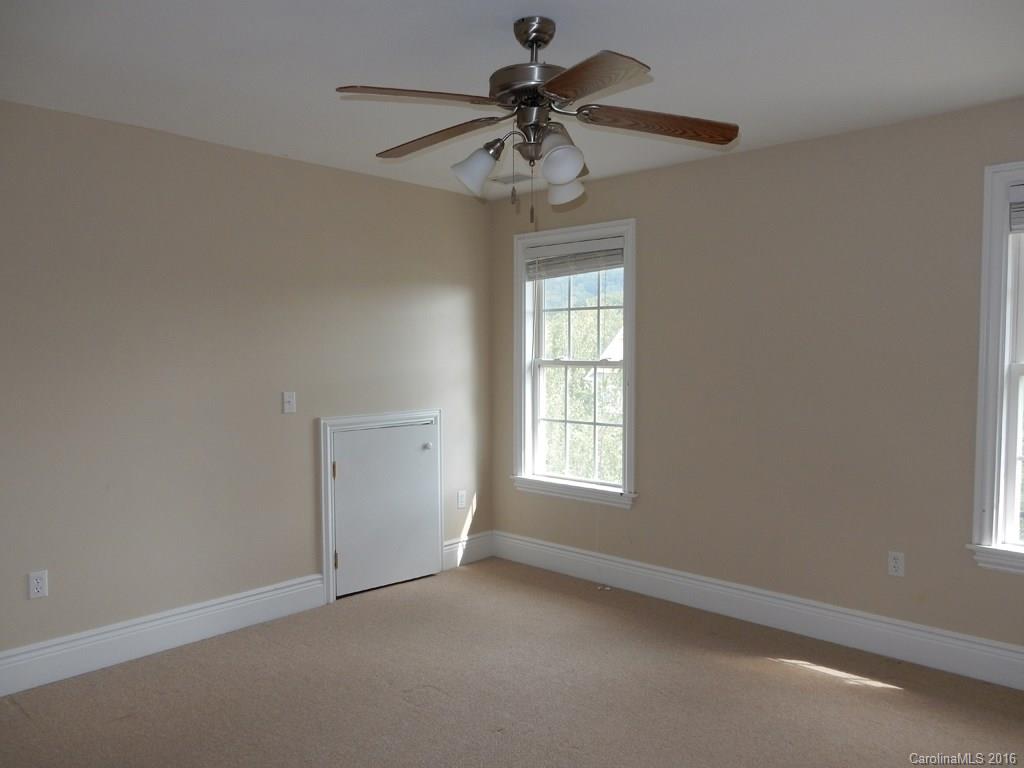 21 Rose Of Sharon Way Candler NC 28715