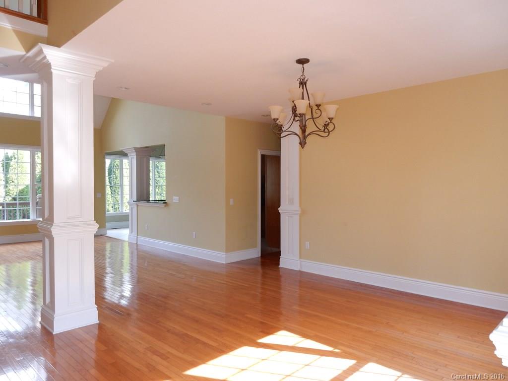 21 Rose Of Sharon Way Candler NC 28715