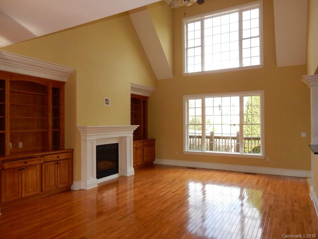 21 Rose Of Sharon Way Candler NC 28715