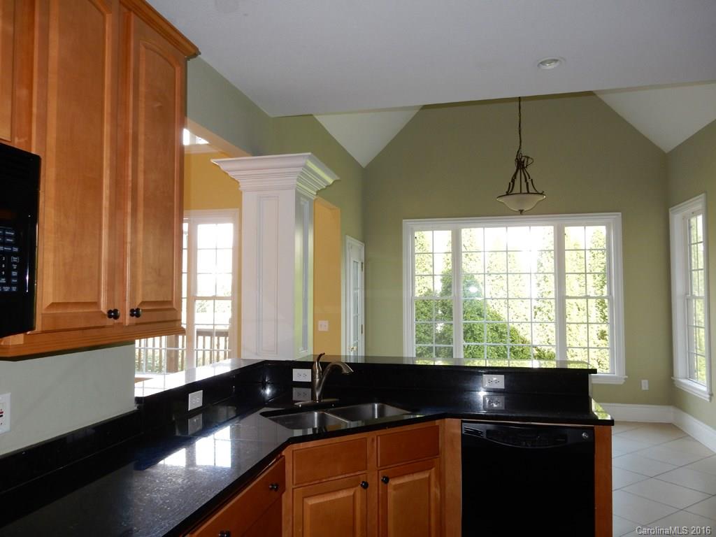 21 Rose Of Sharon Way Candler NC 28715