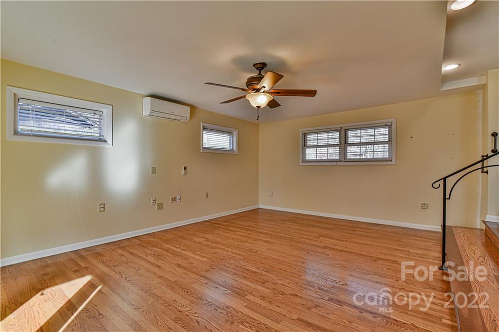 236 Richmond Hill Drive Asheville NC 28806
