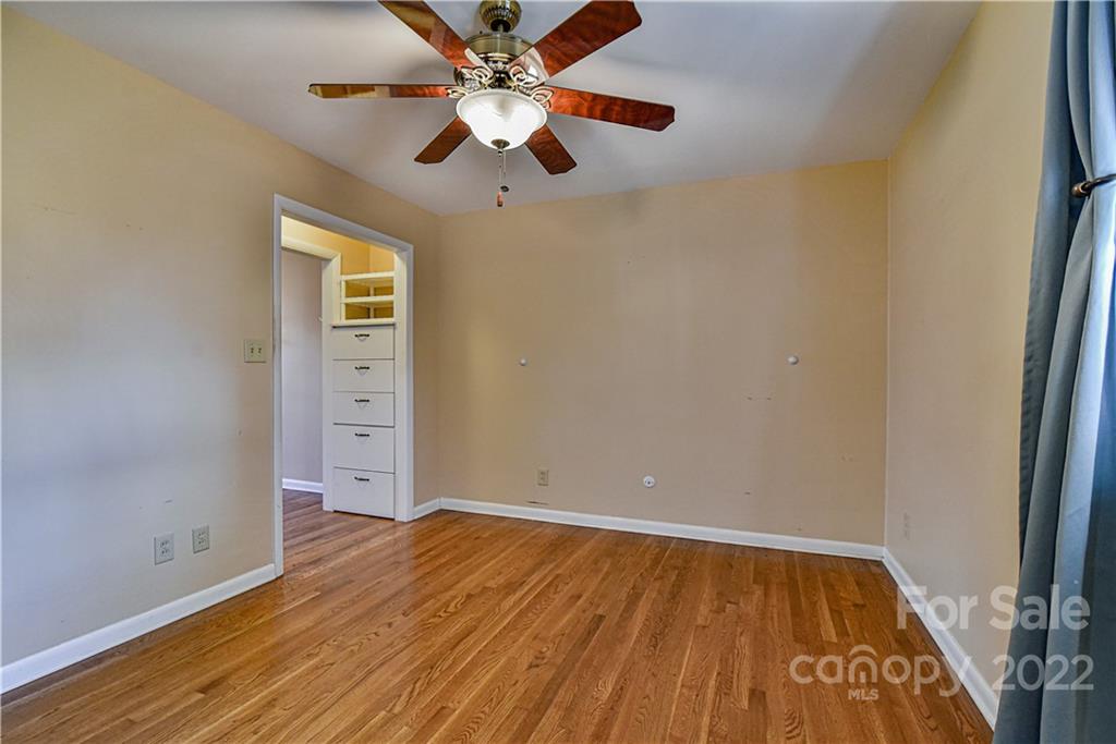 236 Richmond Hill Drive Asheville NC 28806