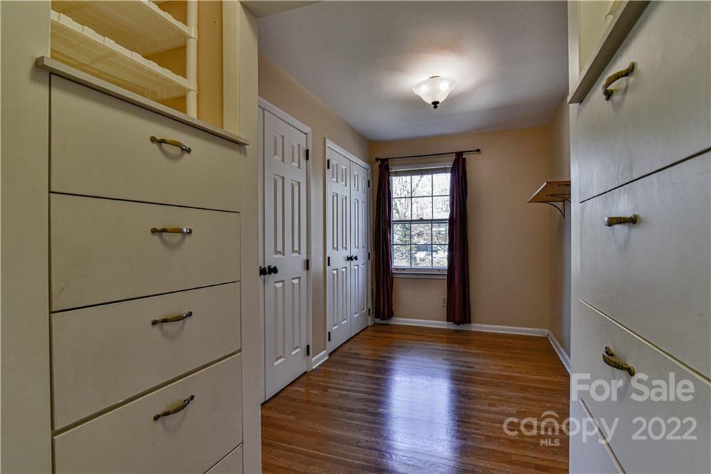 236 Richmond Hill Drive Asheville NC 28806