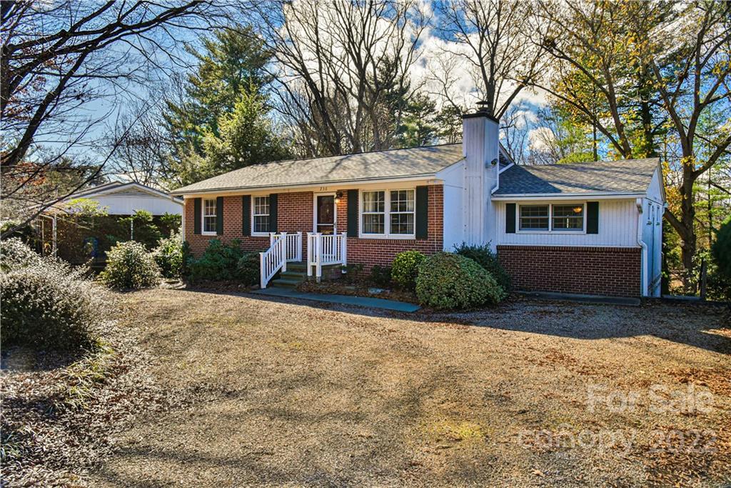 236 Richmond Hill Drive Asheville NC 28806
