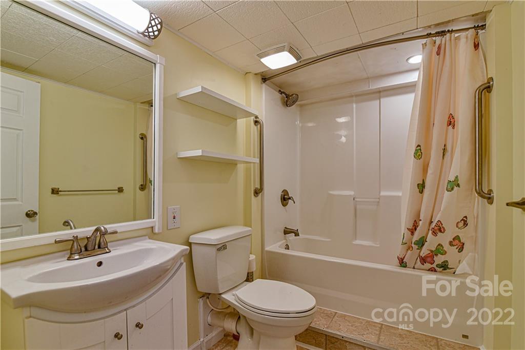 236 Richmond Hill Drive Asheville NC 28806