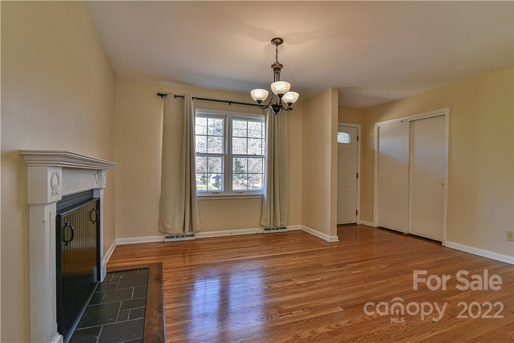 236 Richmond Hill Drive Asheville NC 28806