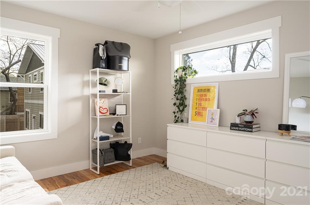 82 Frances Street Asheville NC 28806