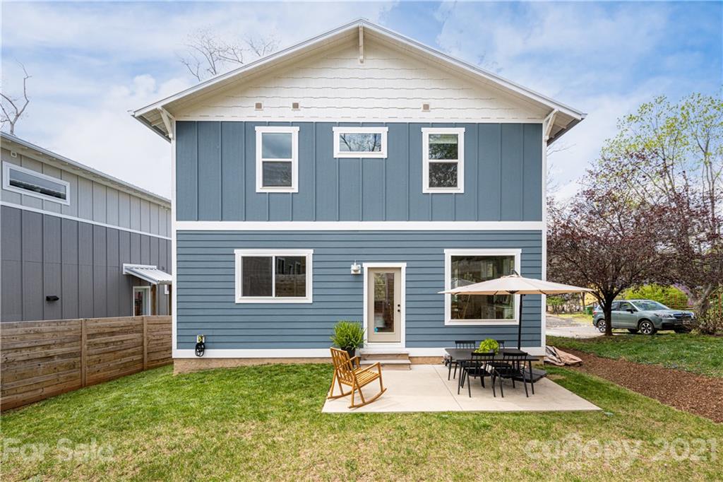82 Frances Street Asheville NC 28806