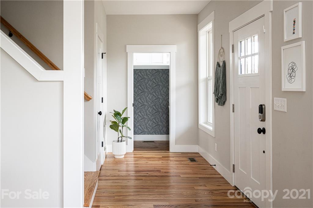 82 Frances Street Asheville NC 28806