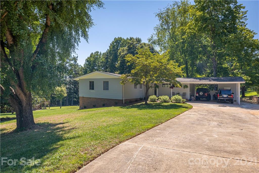 204 Northwood Drive Morganton NC 28655