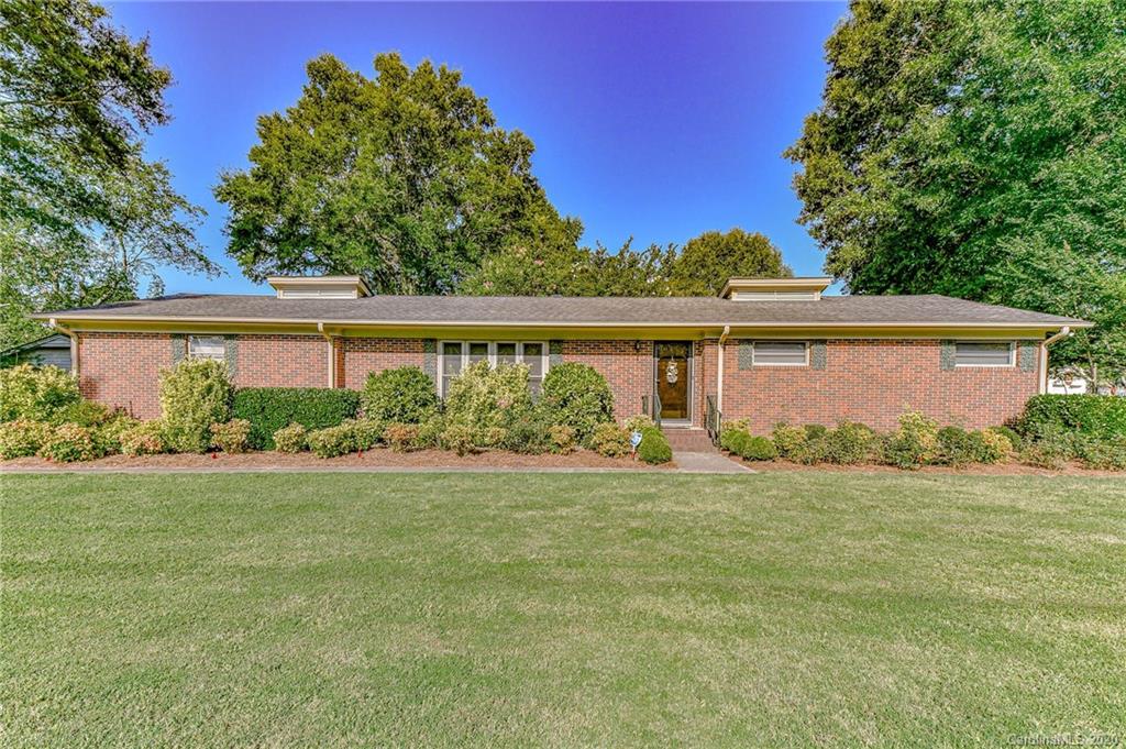8729 Hood Road Charlotte NC 28215
