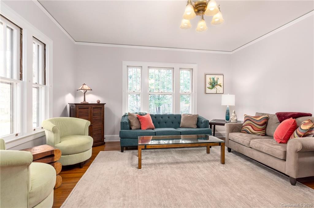 45 Trinity Chapel Road Asheville NC 28805