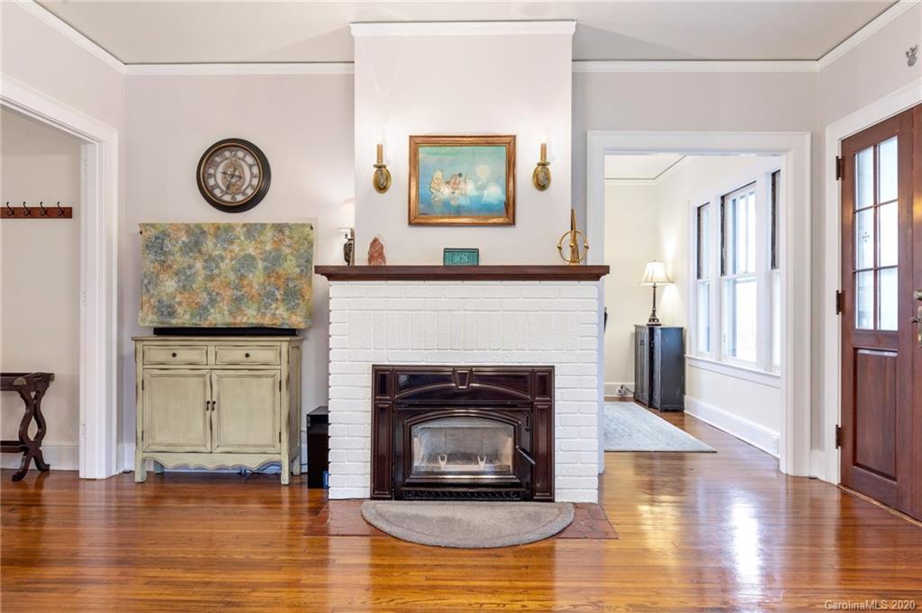 45 Trinity Chapel Road Asheville NC 28805