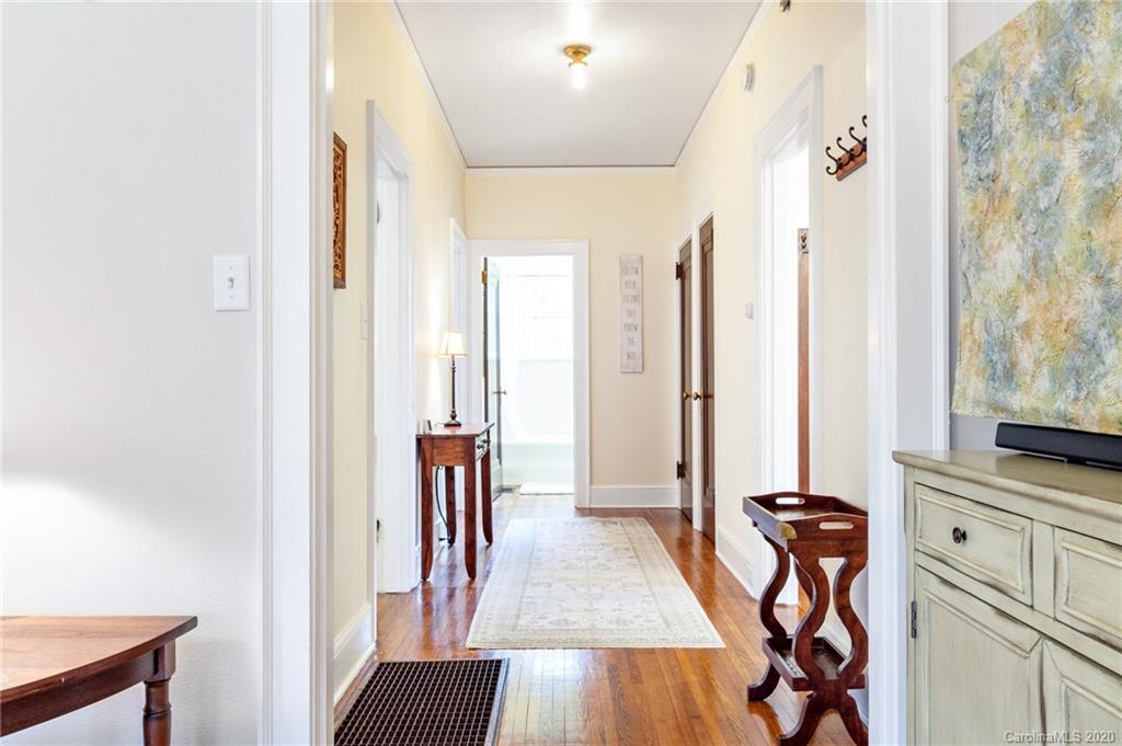 45 Trinity Chapel Road Asheville NC 28805