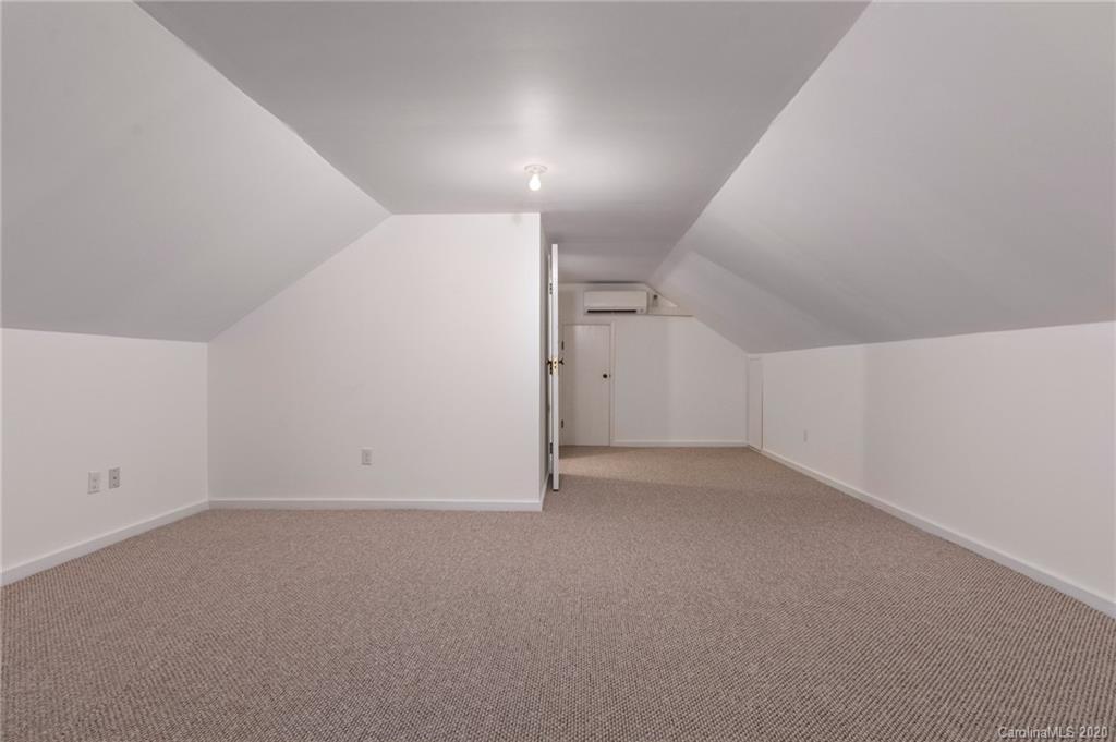 45 Trinity Chapel Road Asheville NC 28805