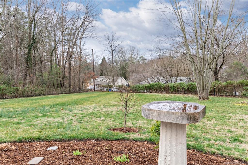 45 Trinity Chapel Road Asheville NC 28805