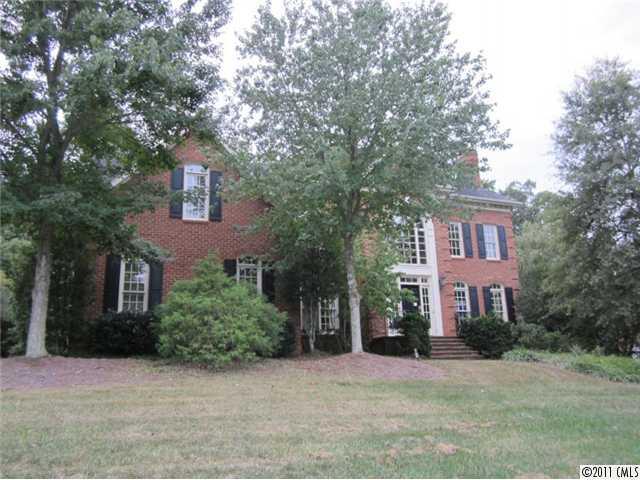 8739 Oakthorpe Drive Charlotte NC 28277