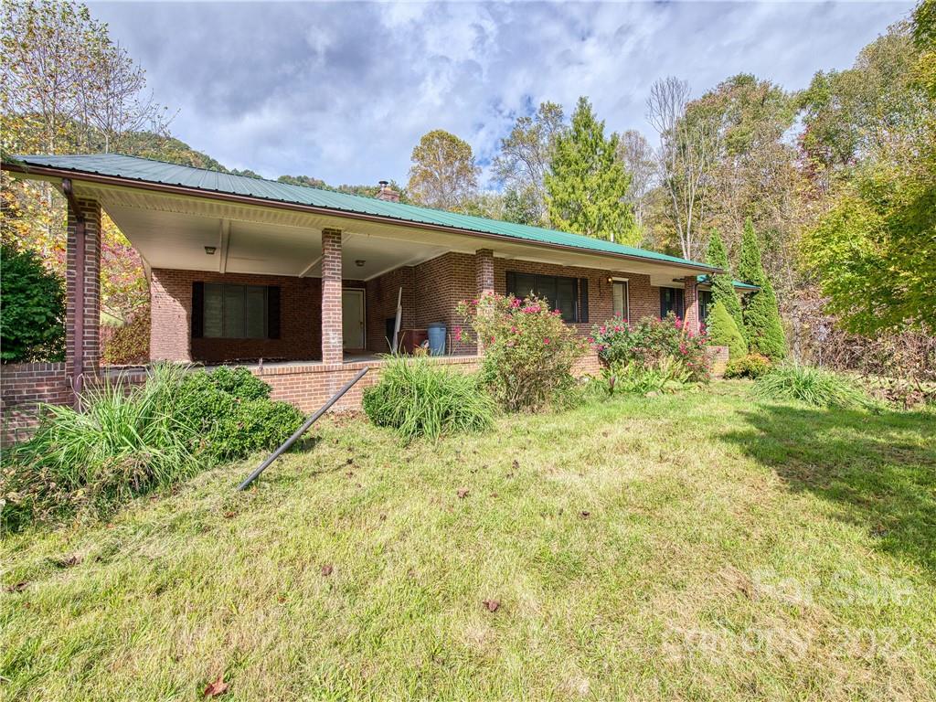 224 Short Ridge Lane Clyde NC 28721