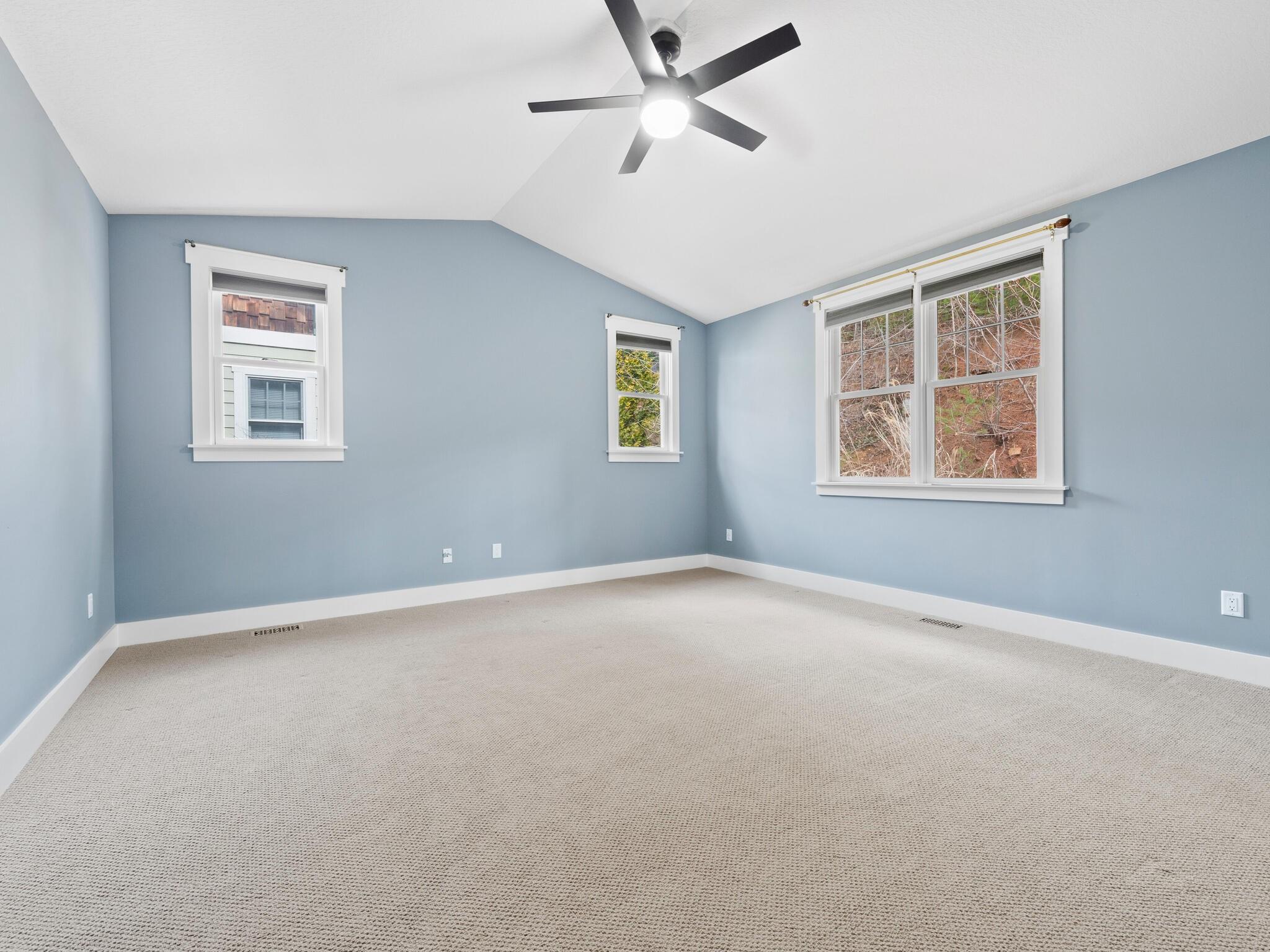 17 Oakhaven Terrace Asheville NC 28803