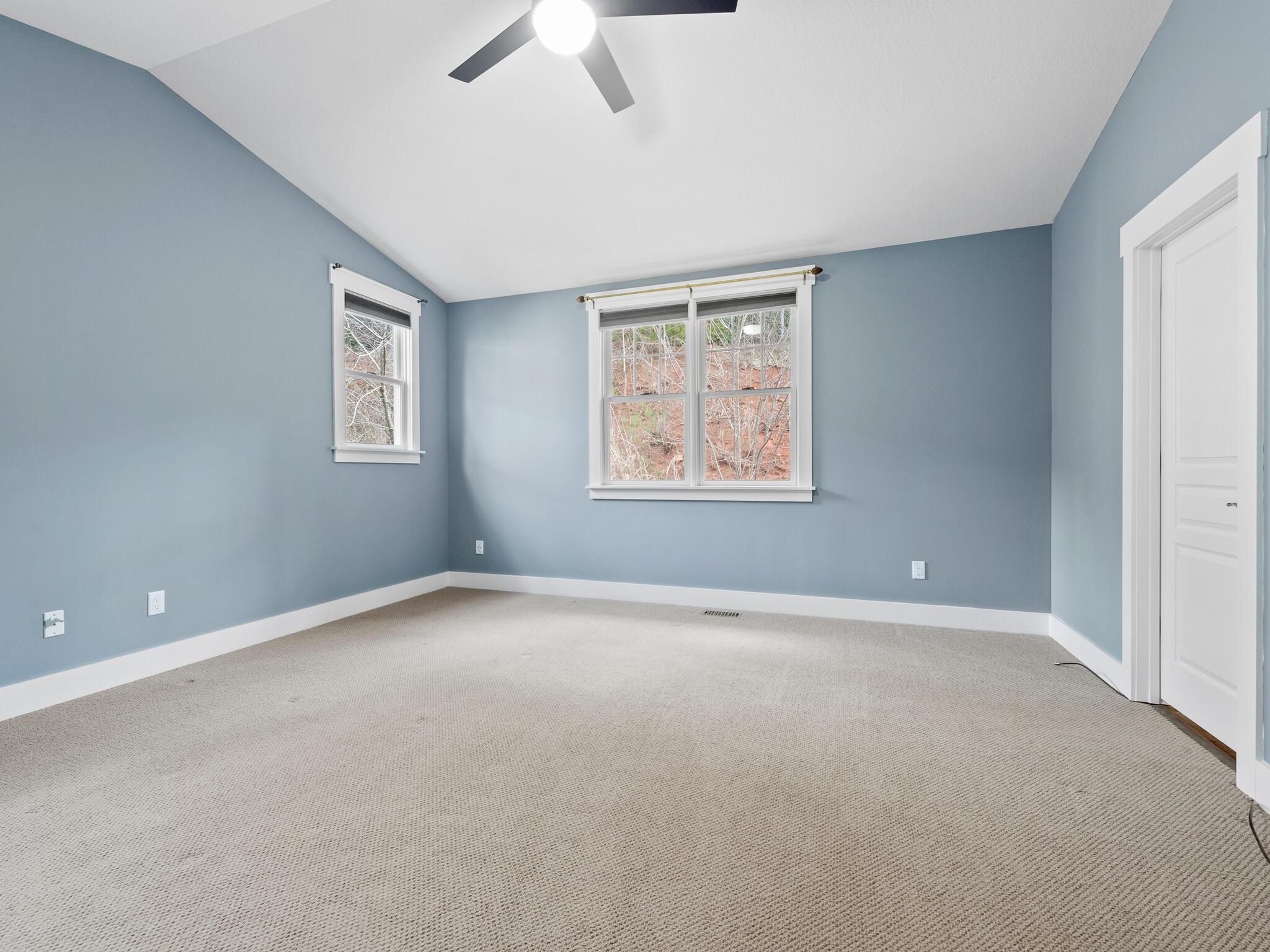 17 Oakhaven Terrace Asheville NC 28803