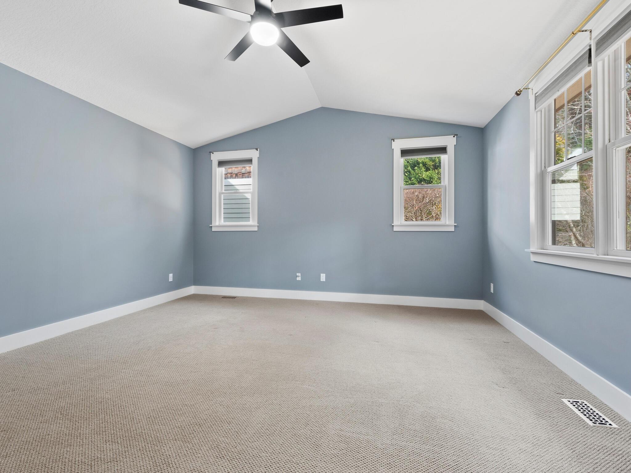 17 Oakhaven Terrace Asheville NC 28803