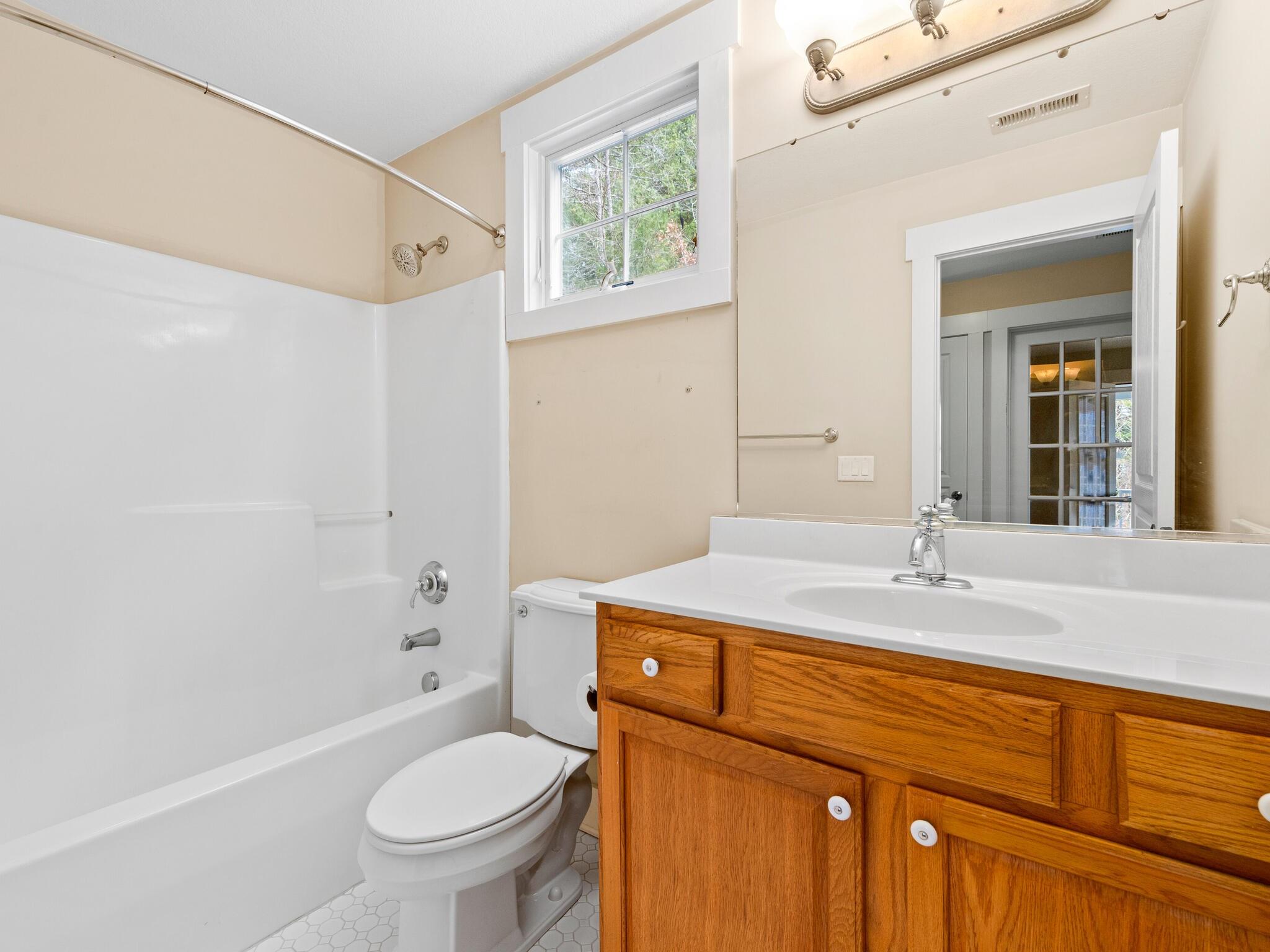 17 Oakhaven Terrace Asheville NC 28803