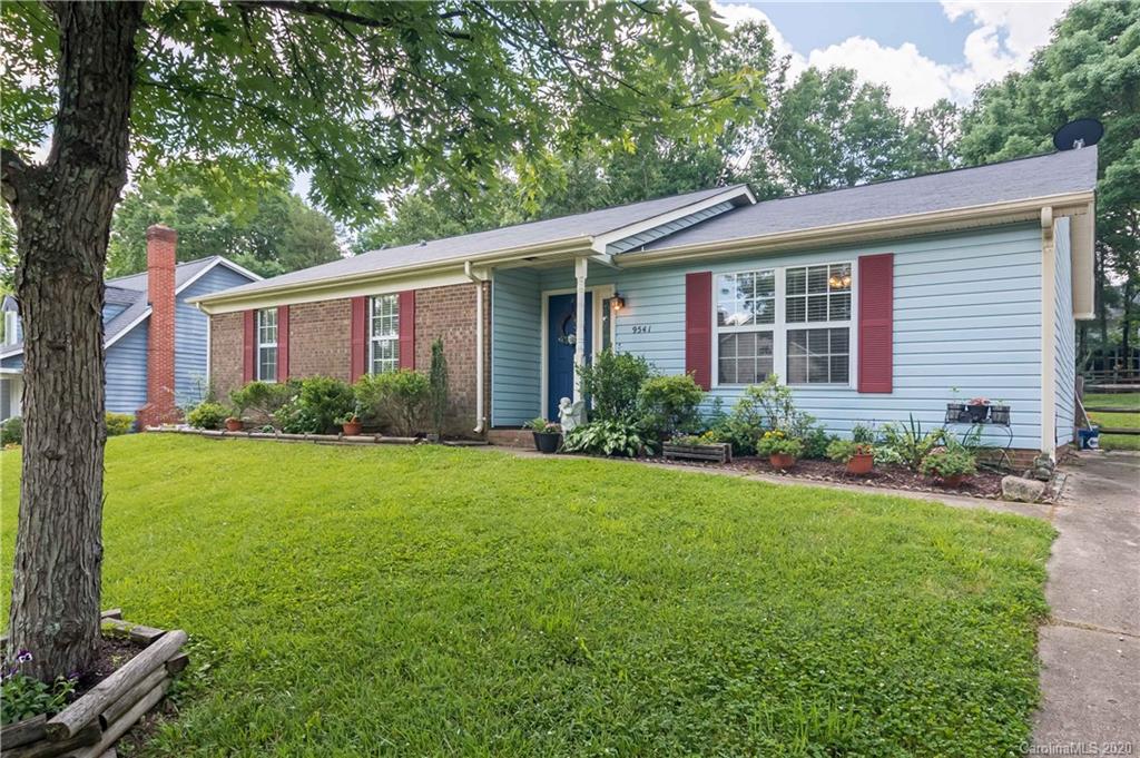 9541 Huntsham Road Charlotte NC 28227