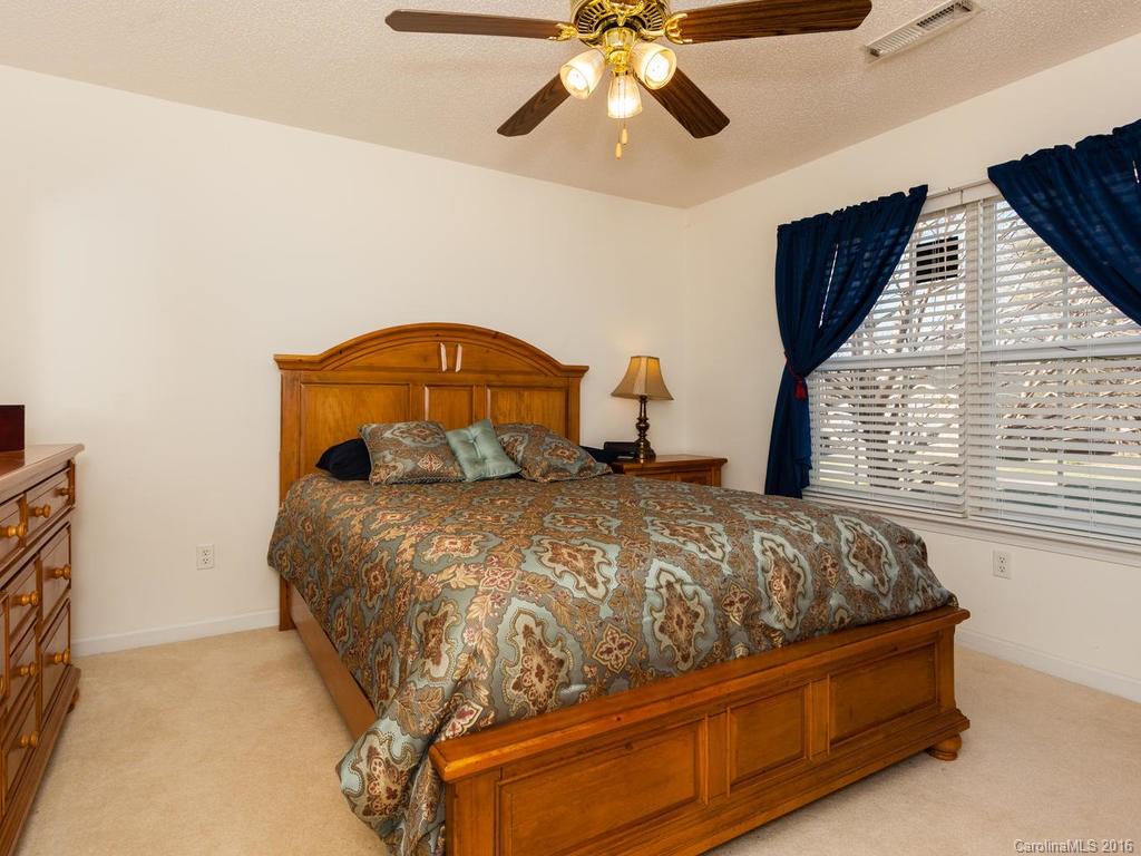 17 Robin Way Candler NC 28715